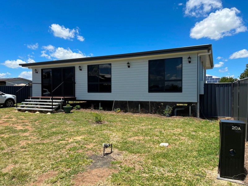 20 A Dudley St, Chinchilla QLD 4413