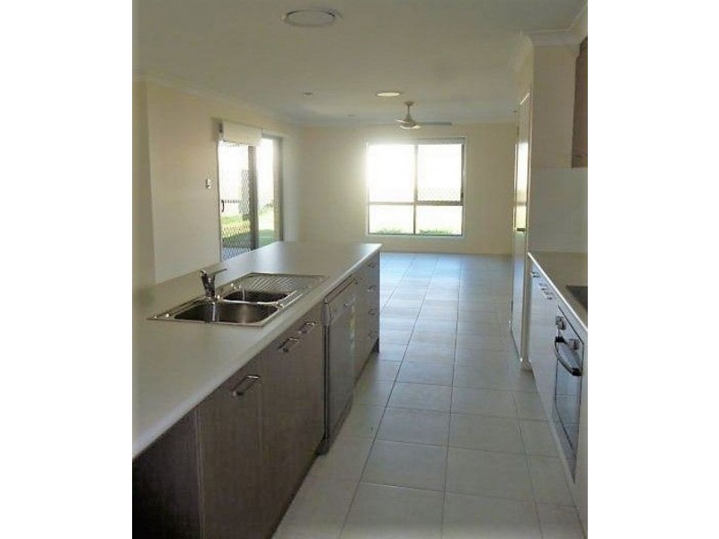 25 Ellem Drive, Chinchilla QLD 4413