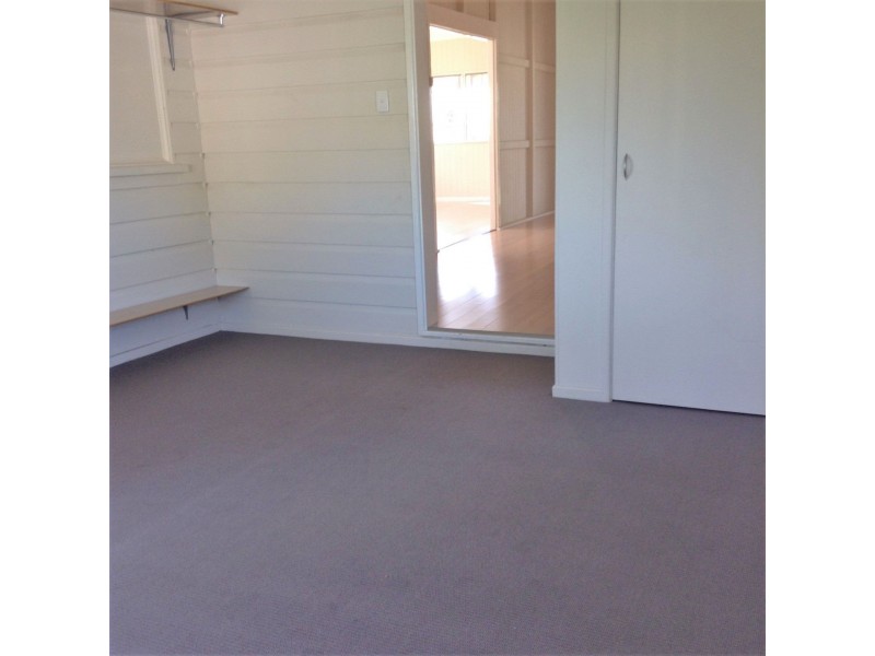 8 Evans Street, Chinchilla QLD 4413