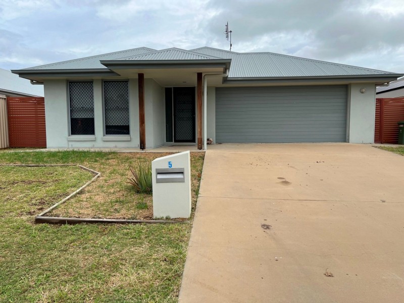 5 Bridgeman Parade, Chinchilla QLD 4413