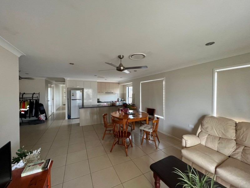 5 Bridgeman Parade, Chinchilla QLD 4413