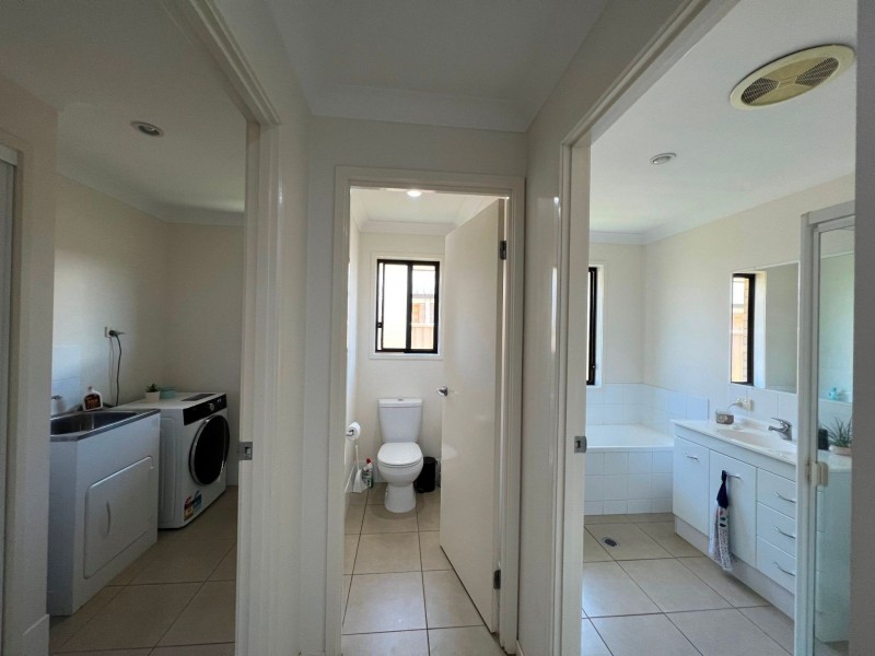 8 Lewis St, Chinchilla QLD 4413