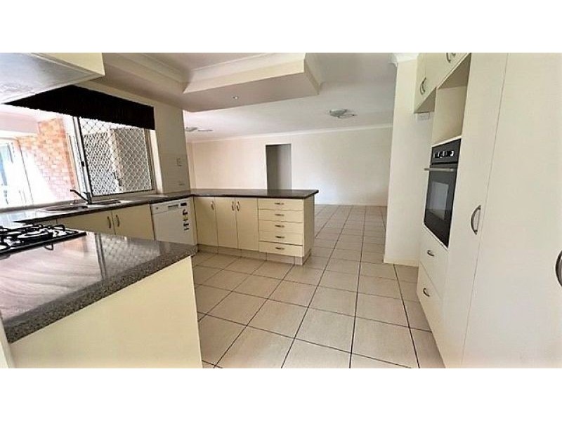 4 Back Avenue, Chinchilla QLD 4413