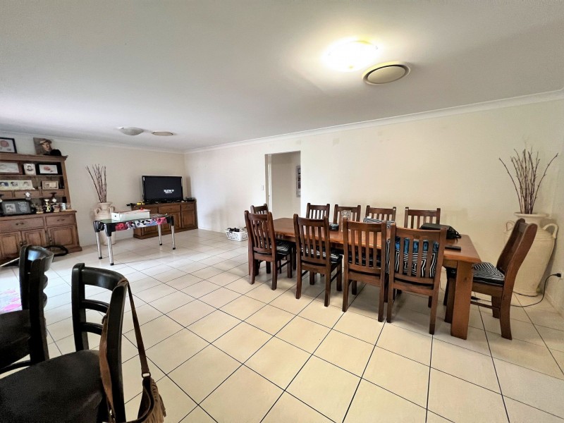 4 Back Avenue, Chinchilla QLD 4413