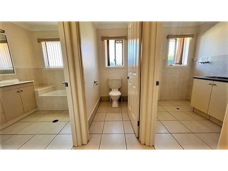 4 Back Avenue, Chinchilla QLD 4413