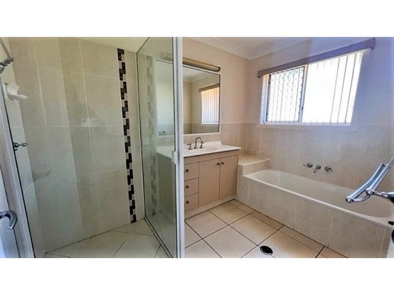 4 Back Avenue, Chinchilla QLD 4413