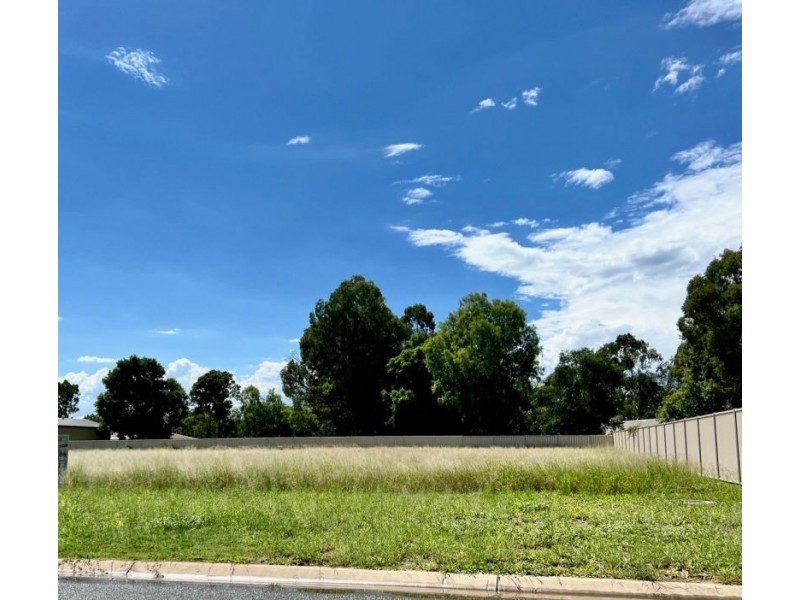 15 Parker Place, Chinchilla QLD 4413