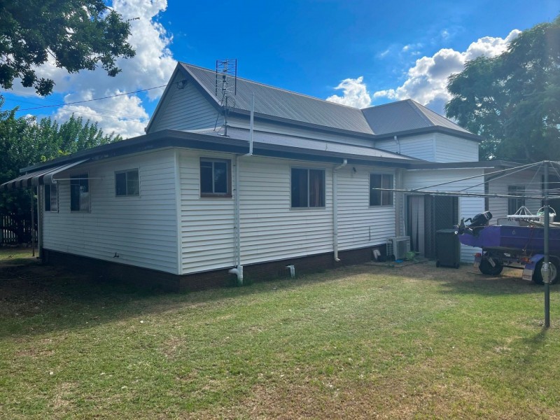 139 Chinchilla St, Chinchilla QLD 4413