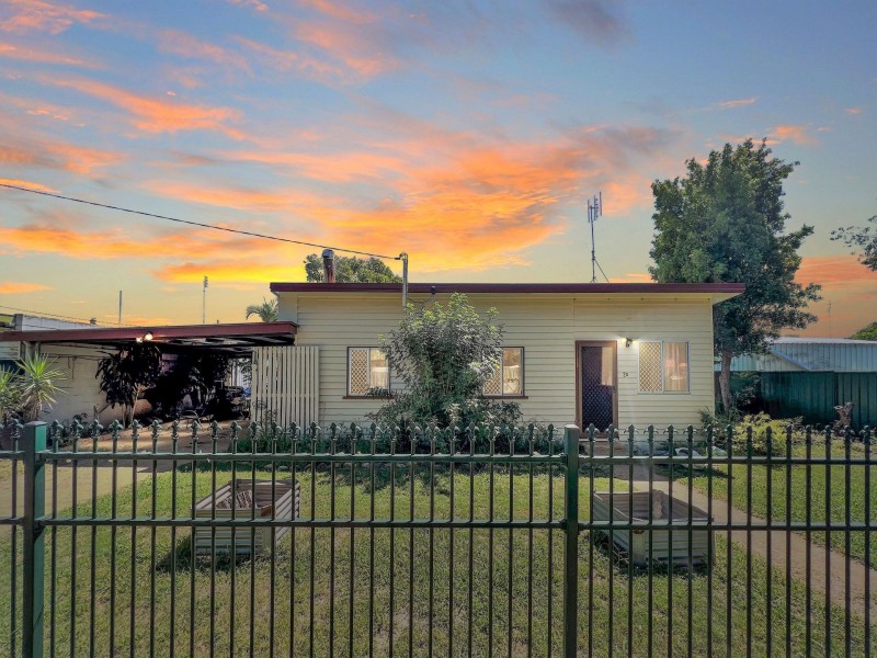 25 Wheeler Street, Chinchilla QLD 4413