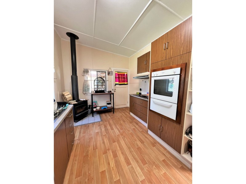 25 Wheeler Street, Chinchilla QLD 4413