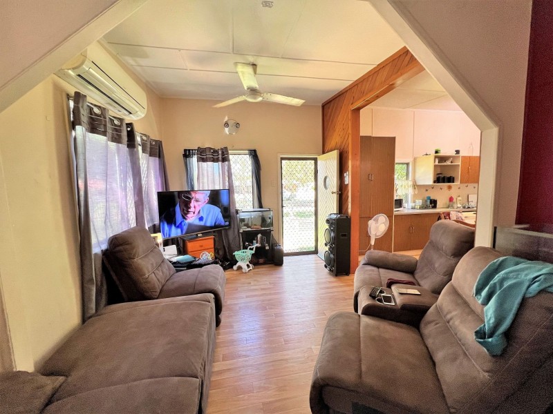 25 Wheeler Street, Chinchilla QLD 4413