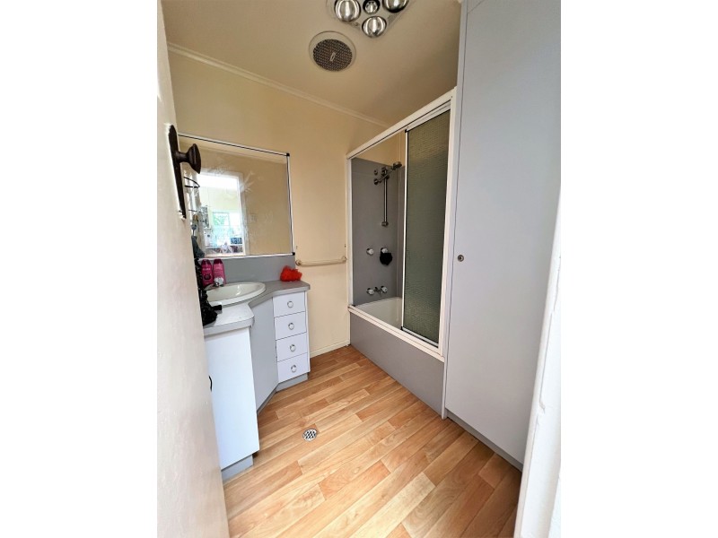 25 Wheeler Street, Chinchilla QLD 4413