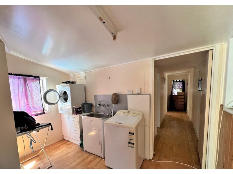 25 Wheeler Street, Chinchilla QLD 4413