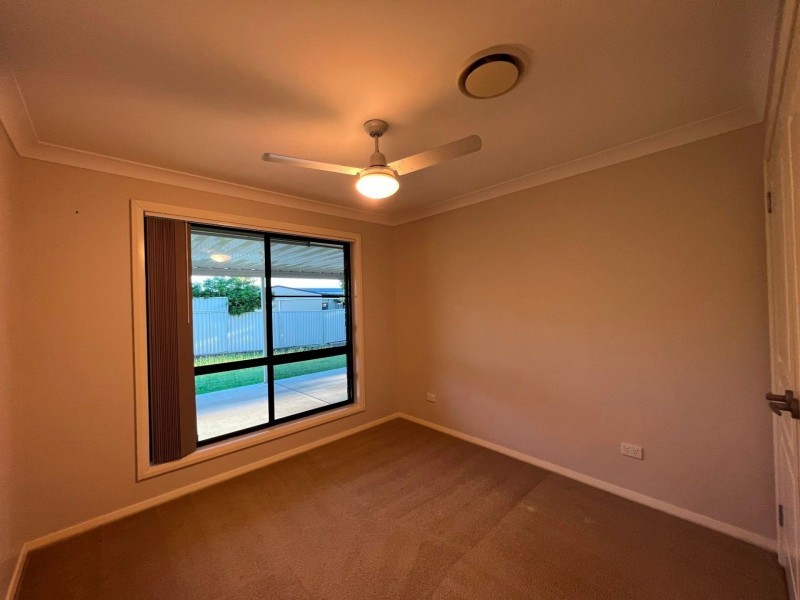 11 Lewis Street, Chinchilla QLD 4413