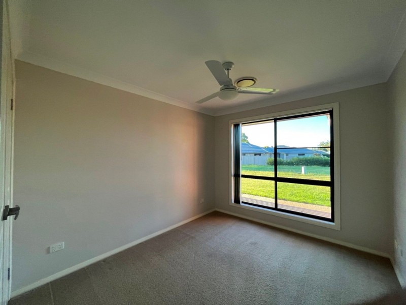 11 Lewis Street, Chinchilla QLD 4413