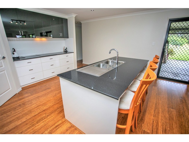 36 Ainsworth Street, Chinchilla QLD 4413