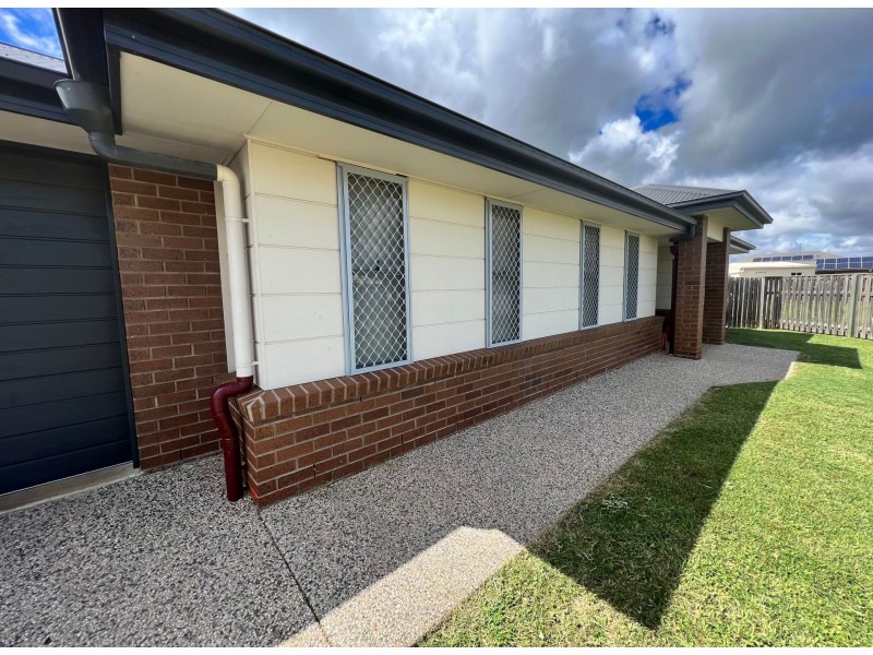 21 Freeman Close, Chinchilla QLD 4413
