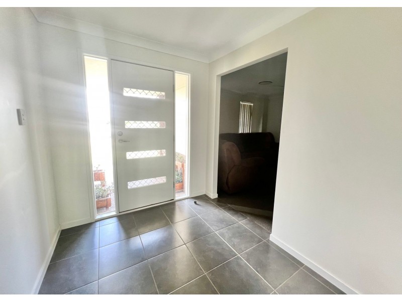 21 Freeman Close, Chinchilla QLD 4413