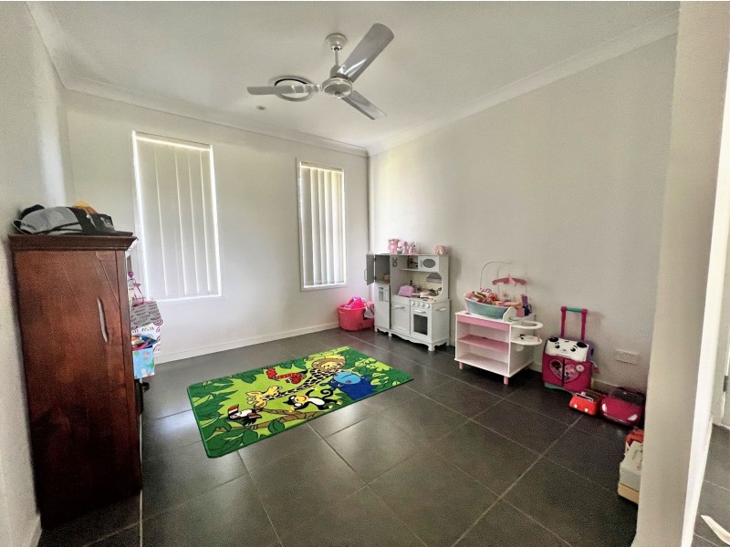 21 Freeman Close, Chinchilla QLD 4413