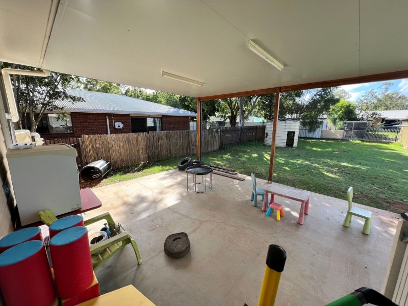 27 Mackie Street, Chinchilla QLD 4413