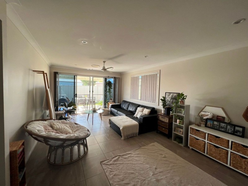 1/16 Skewis St, Chinchilla QLD 4413