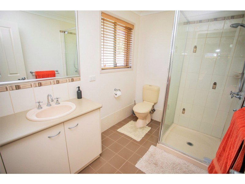 10 Cole Street, Chinchilla QLD 4413