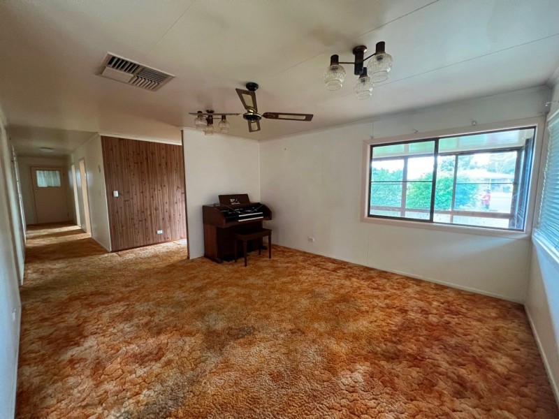 112 Zeller St, Chinchilla QLD 4413