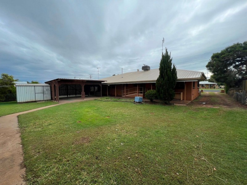 112 Zeller St, Chinchilla QLD 4413