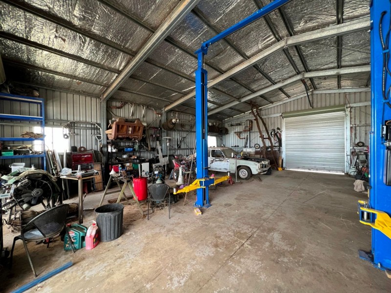 250 Roche Creek Road, Wandoan QLD 4419