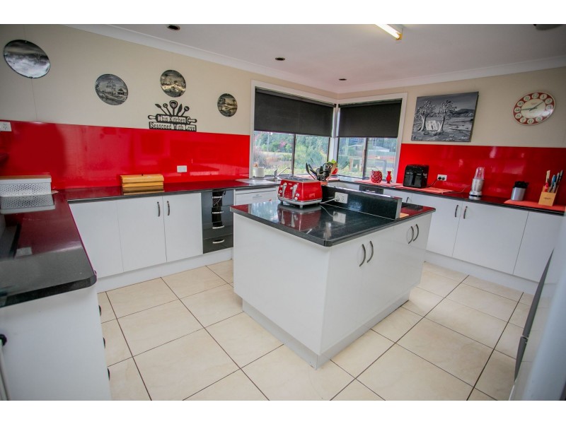 46 Windmill Road, Chinchilla QLD 4413