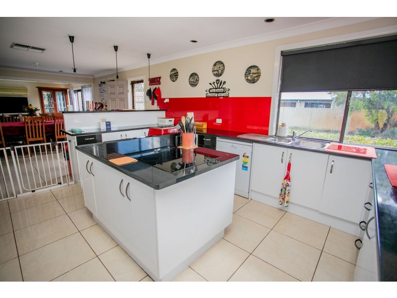 46 Windmill Road, Chinchilla QLD 4413