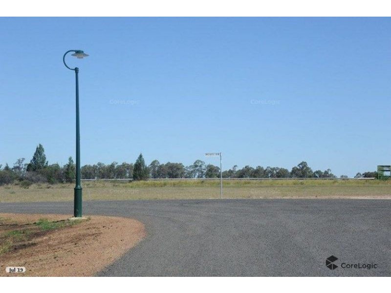 12 Sweetapple Drive, Miles QLD 4415