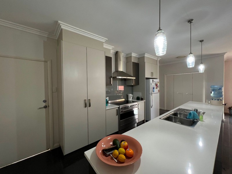 1 Sommerfeld Cres, Chinchilla QLD 4413