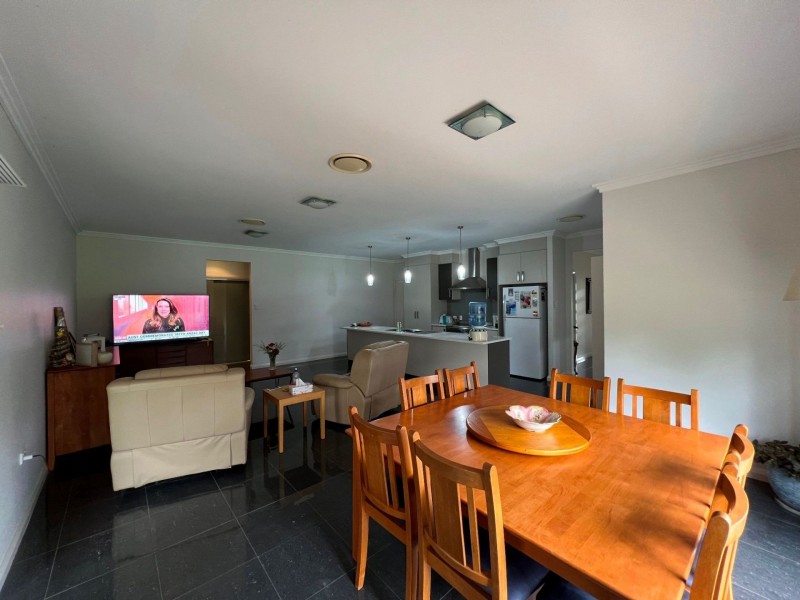 1 Sommerfeld Cres, Chinchilla QLD 4413