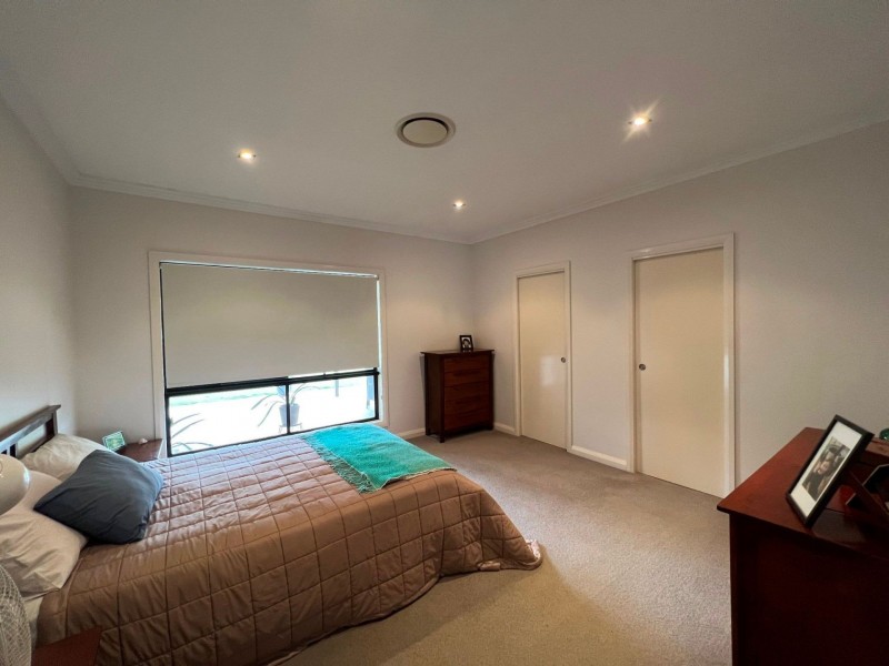 1 Sommerfeld Cres, Chinchilla QLD 4413