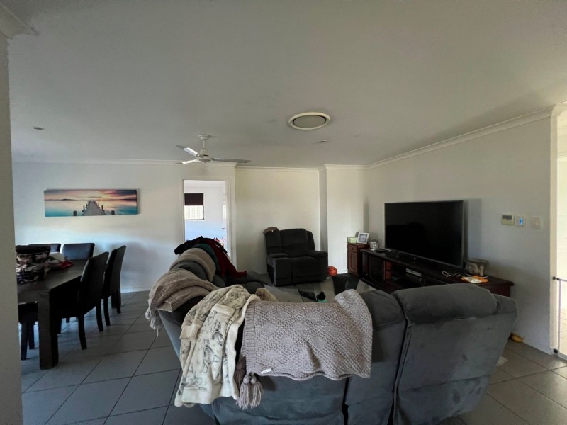 6 Dudley St, Chinchilla QLD 4413