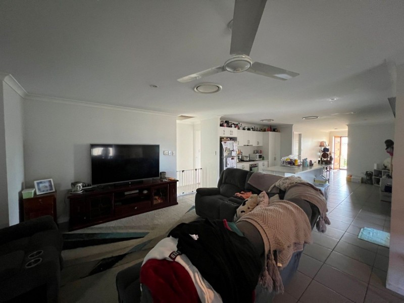 6 Dudley St, Chinchilla QLD 4413