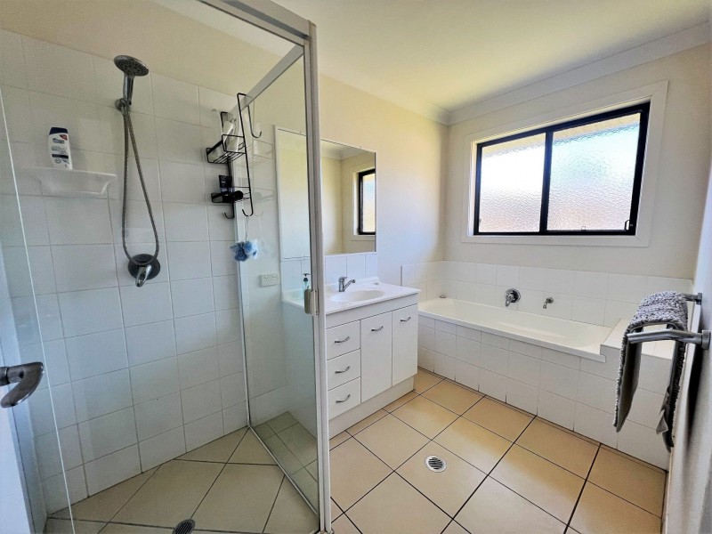 5 Sommerfeld Crescent, Chinchilla QLD 4413