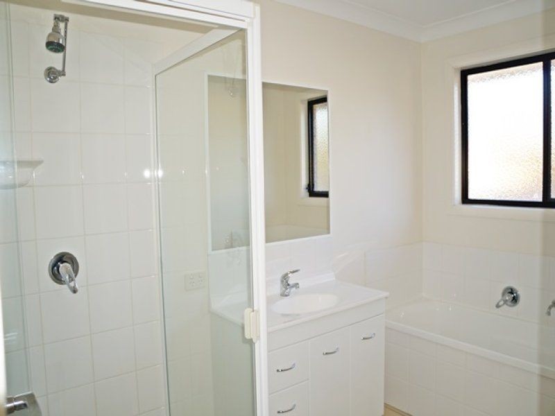 5 Sommerfeld Crescent, Chinchilla QLD 4413