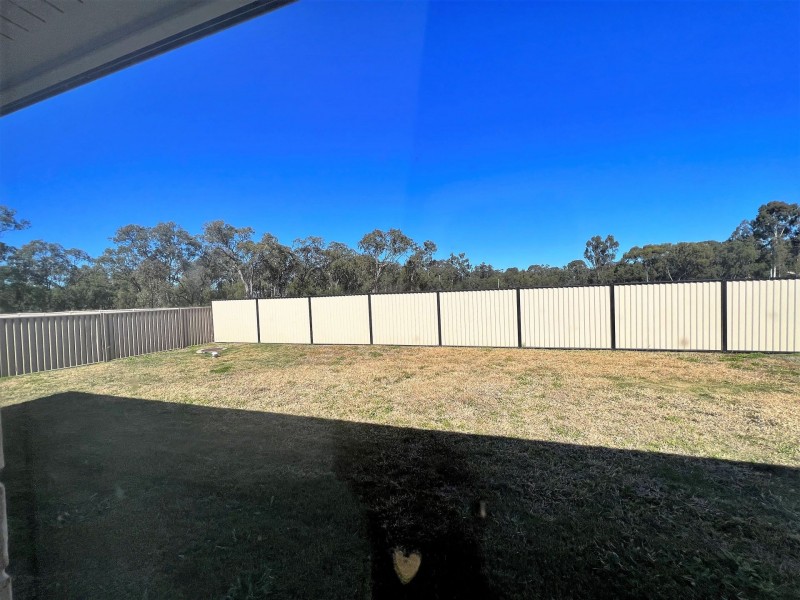 5 Sommerfeld Crescent, Chinchilla QLD 4413