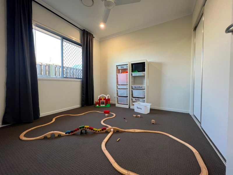 71 Mackie St, Chinchilla QLD 4413