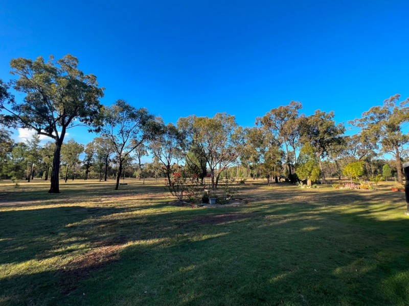 75 Golden Glow Road, Tara QLD 4421