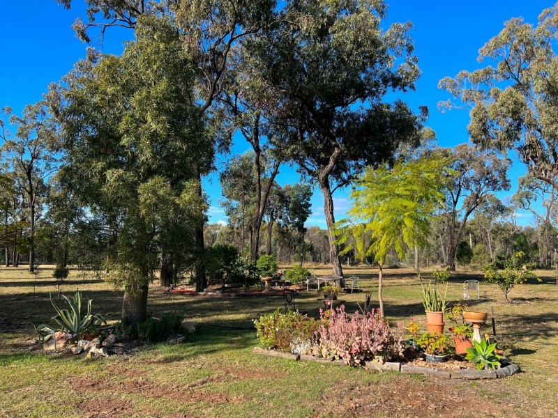 75 Golden Glow Road, Tara QLD 4421