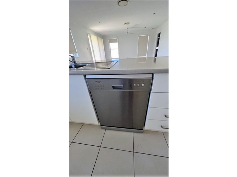 3 Longford Lane, Wandoan QLD 4419