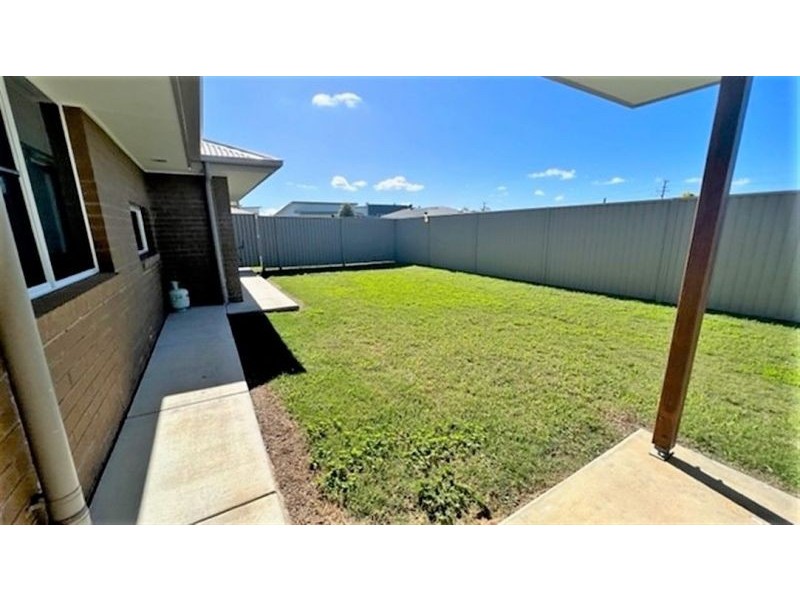 3 Longford Lane, Wandoan QLD 4419