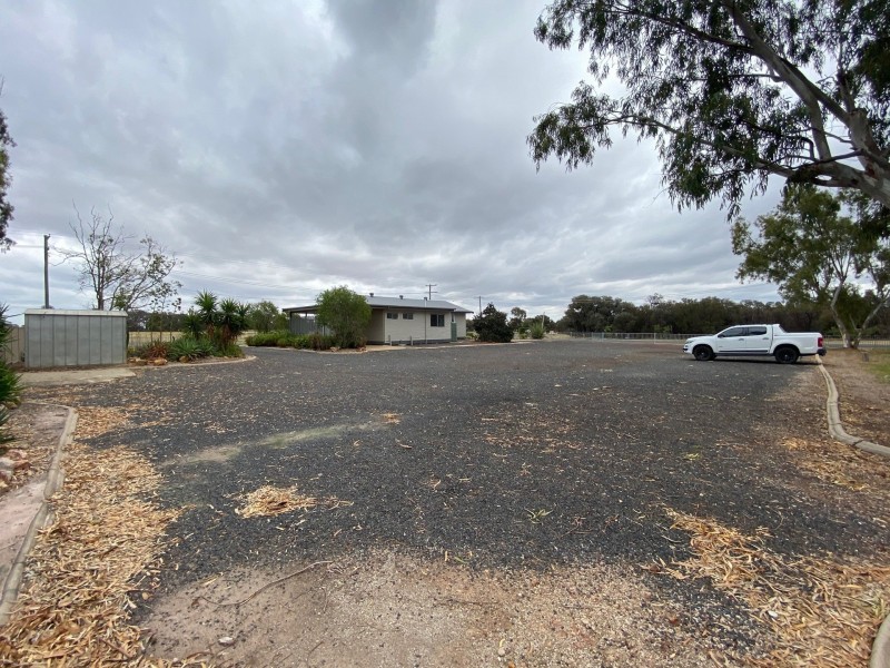 12 Tucker St, Tara QLD 4421