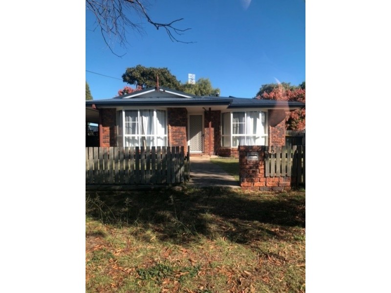 32 Beasley Street, Chinchilla QLD 4413