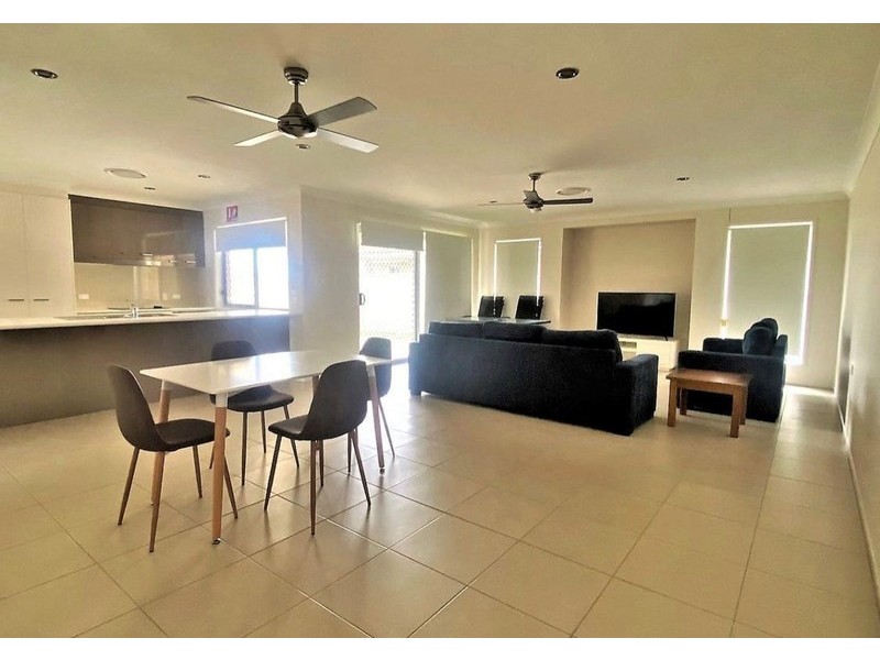 26 Gleeson St, Chinchilla QLD 4413
