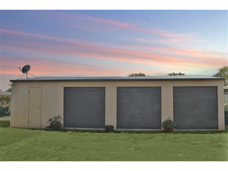 9 Atkins Street, Chinchilla QLD 4413