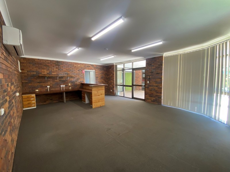Unit 1/50 Middle St, Chinchilla QLD 4413